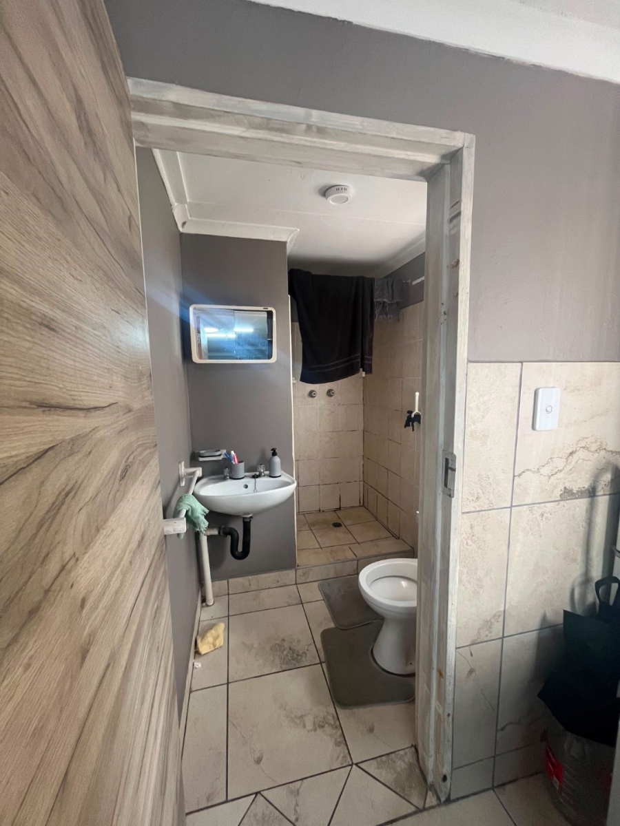To Let 1 Bedroom Property for Rent in Die Bult North West